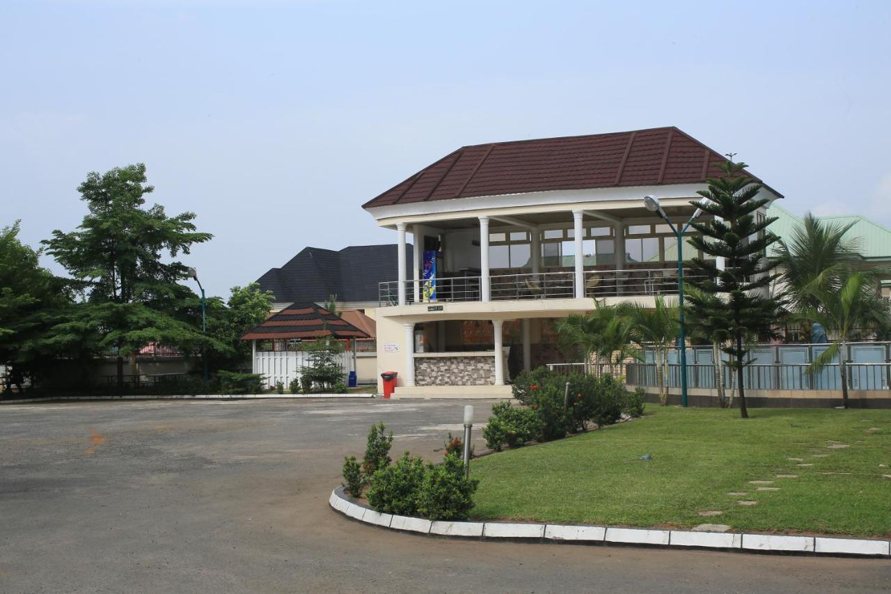Oxygen Holiday Resort Owerri Ngoại thất bức ảnh