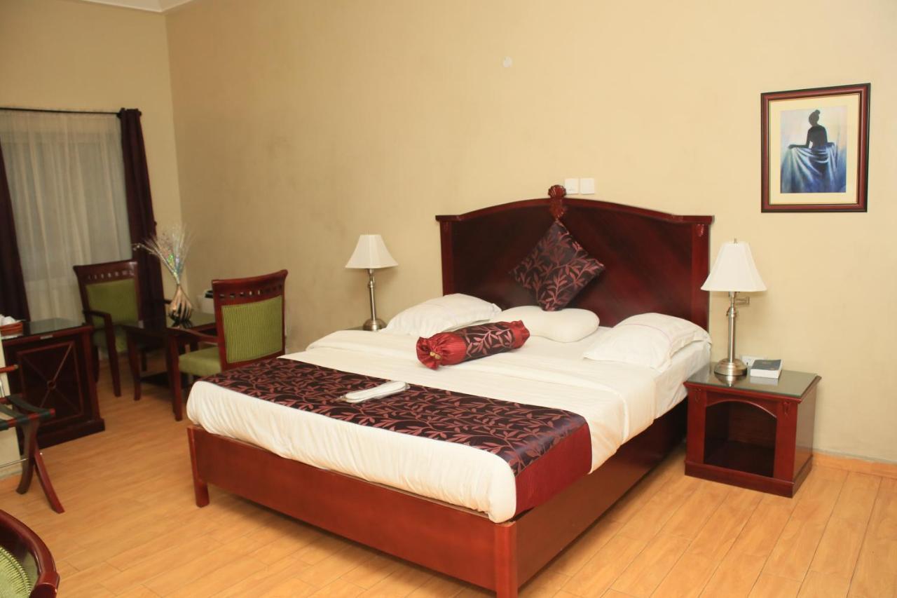 Oxygen Holiday Resort Owerri Ngoại thất bức ảnh