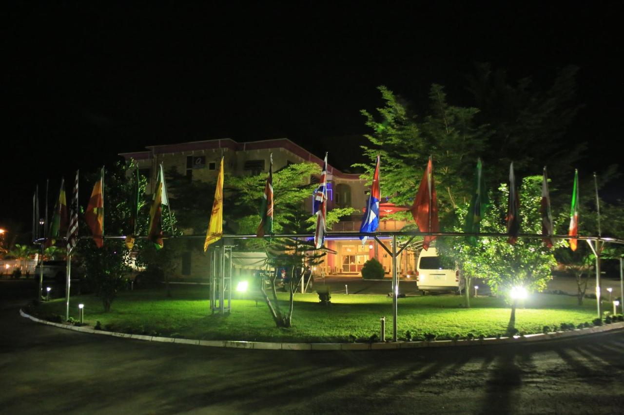 Oxygen Holiday Resort Owerri Ngoại thất bức ảnh